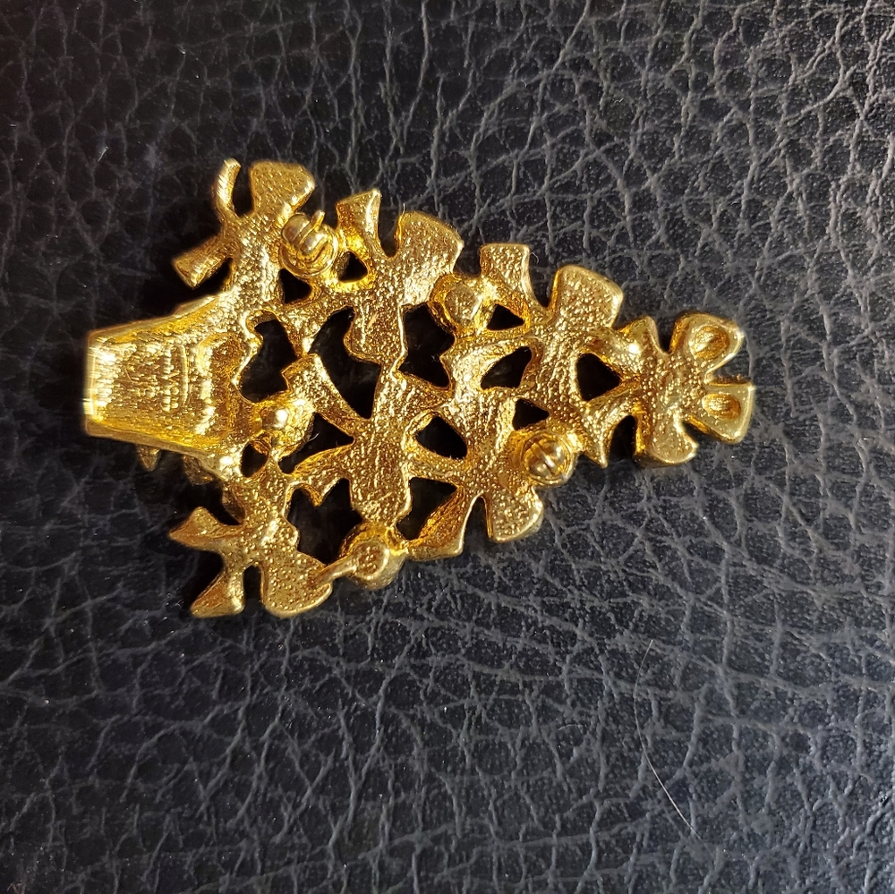 Brooches - Picture 3 of 6